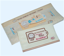 化妝品、濕巾袋