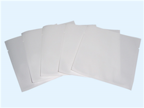 化妝品、濕巾袋